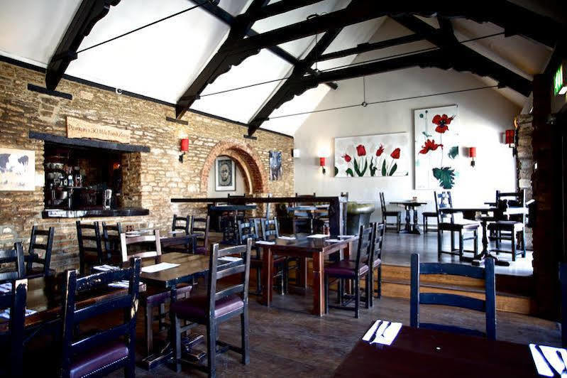 Priory Inn Tetbury Luaran gambar