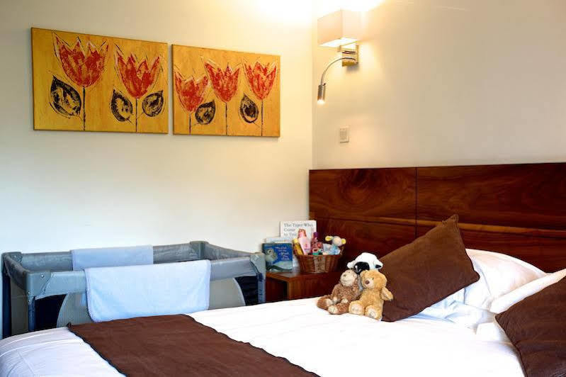 Priory Inn Tetbury Luaran gambar